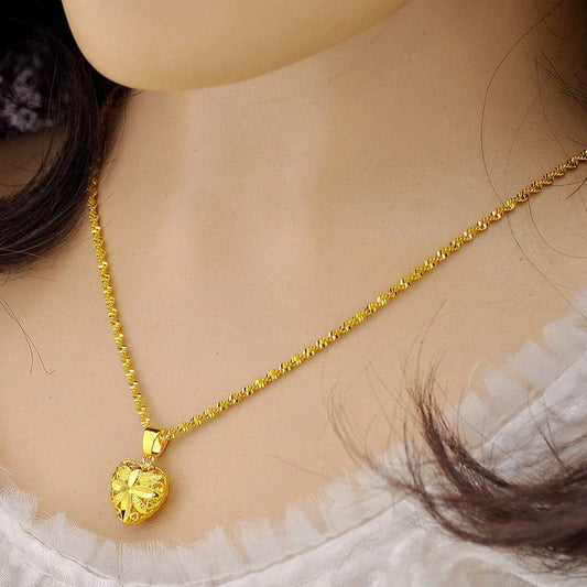 Exquisite 24K Gold Plated Round Heart Pendant Twisted Chain Necklace for Women